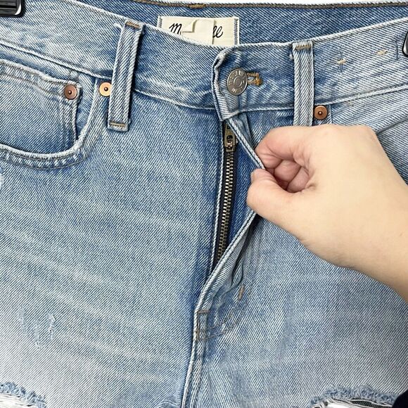 Madewell Ripped High Rise Denim Shorts Size 24 Steenwick Wash Mid Length Cotton - Picture 5 of 9
